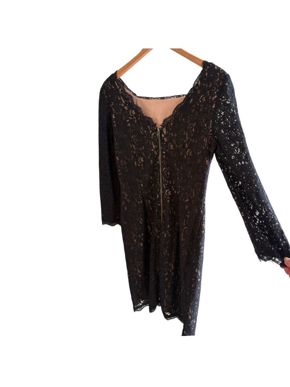 Adrianna Papell Black Boutique Lace Sheath Dress. V-Back/Full zip. Size 12 EUC! - Picture 6 of 16
